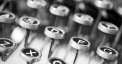 Antique silver typewriter in shallow focus photography